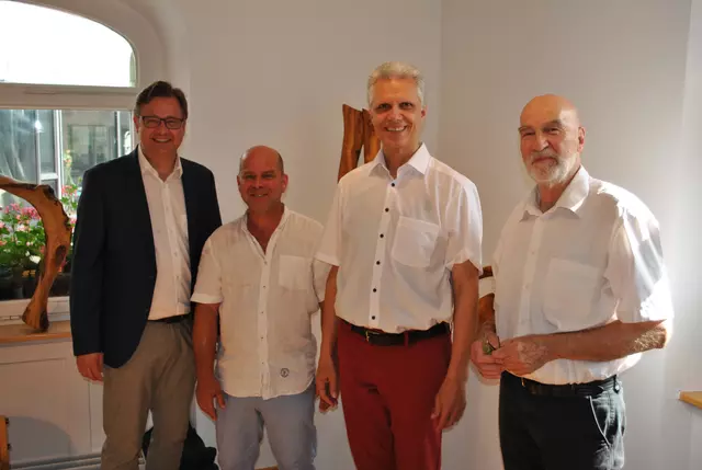 Bürgermeister Henrik Wengert, Emmanuel Wolfram, Johannes Beer und Günter Graf