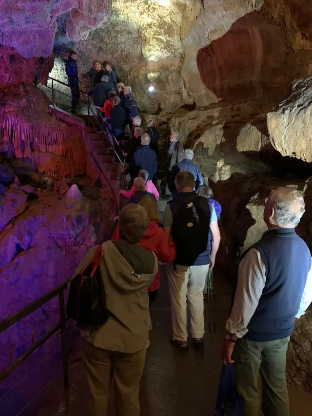 In der Bärenhöhle